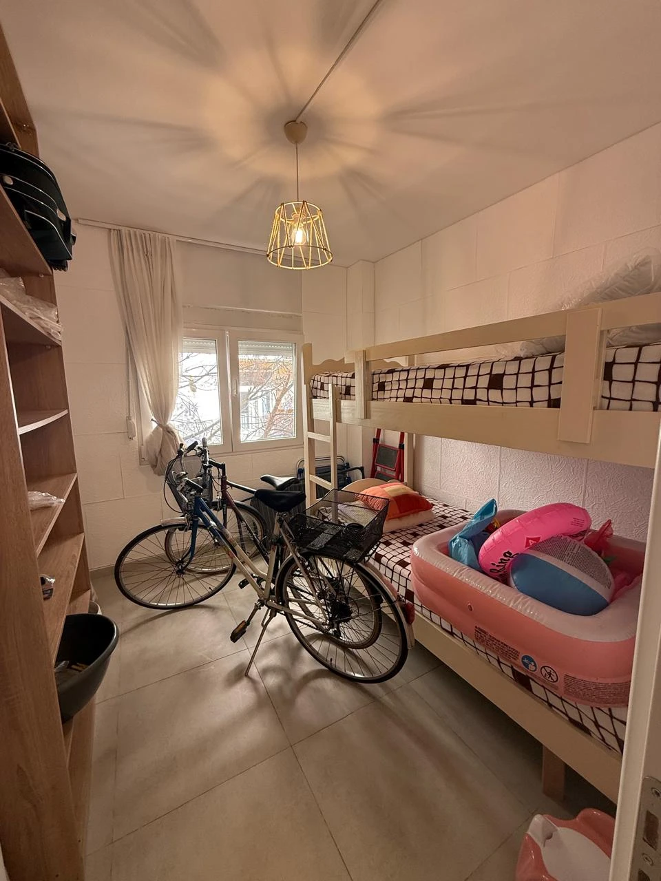 Apartament 3+2+1 me pamje nga deti (7/16)