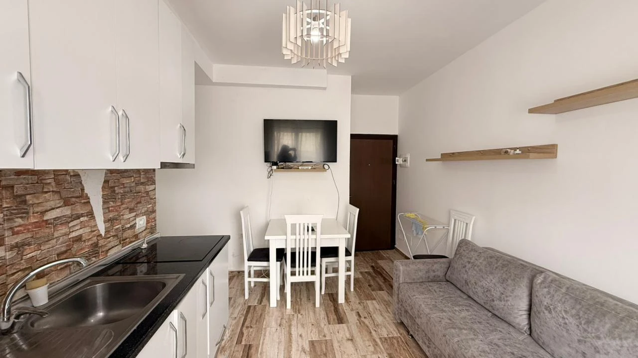 Shitet Apartament 1+1 ne GOLEM,PRANE Hotel Grint (7/12)
