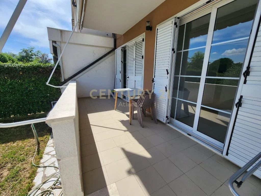 Shitet apartament 1+1 në kompleksin turistik-rezidencial Lura 3, Gjiri i Lalëzit. (16/18)