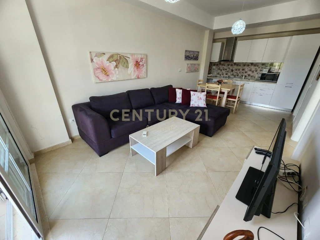 Shitet apartament 1+1 në kompleksin turistik-rezidencial Lura 3, Gjiri i Lalëzit. (4/18)