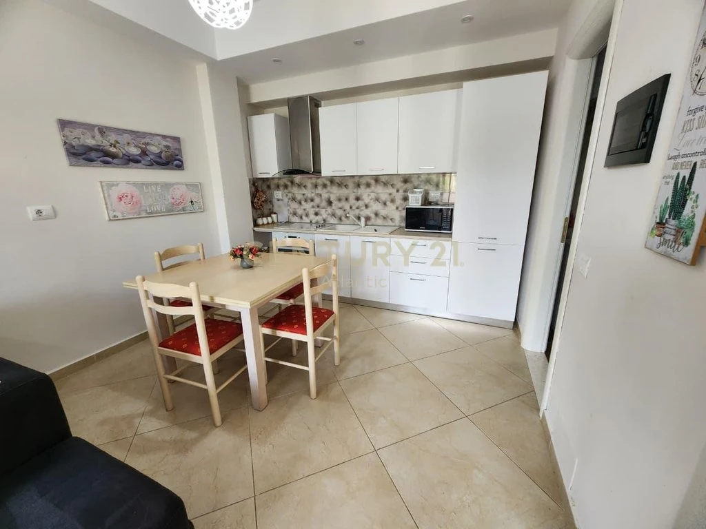Shitet apartament 1+1 në kompleksin turistik-rezidencial Lura 3, Gjiri i Lalëzit. (6/18)