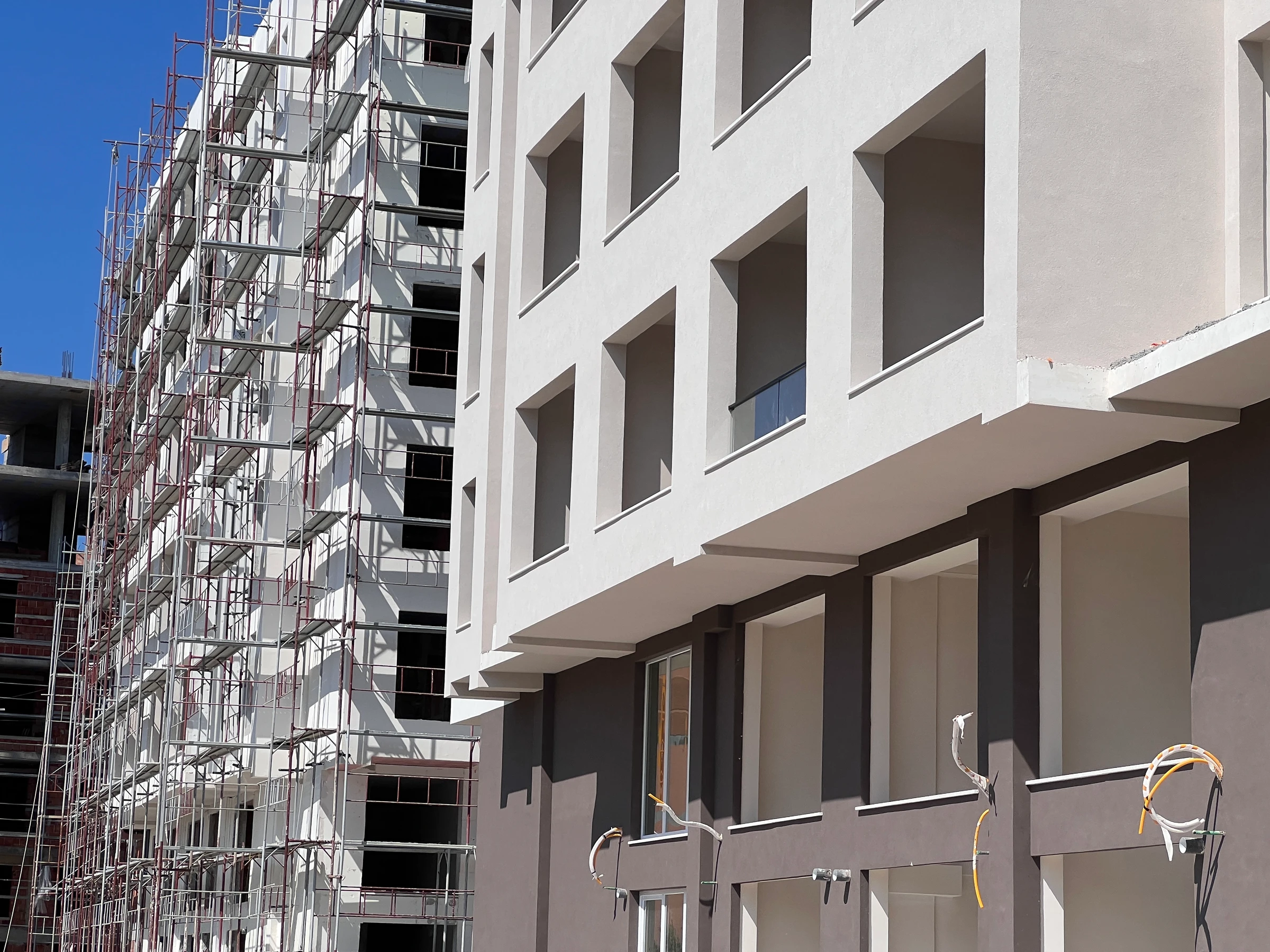 Shitet apartament 2+1 tek Vizion Residence, Mali i Robit (4/12)