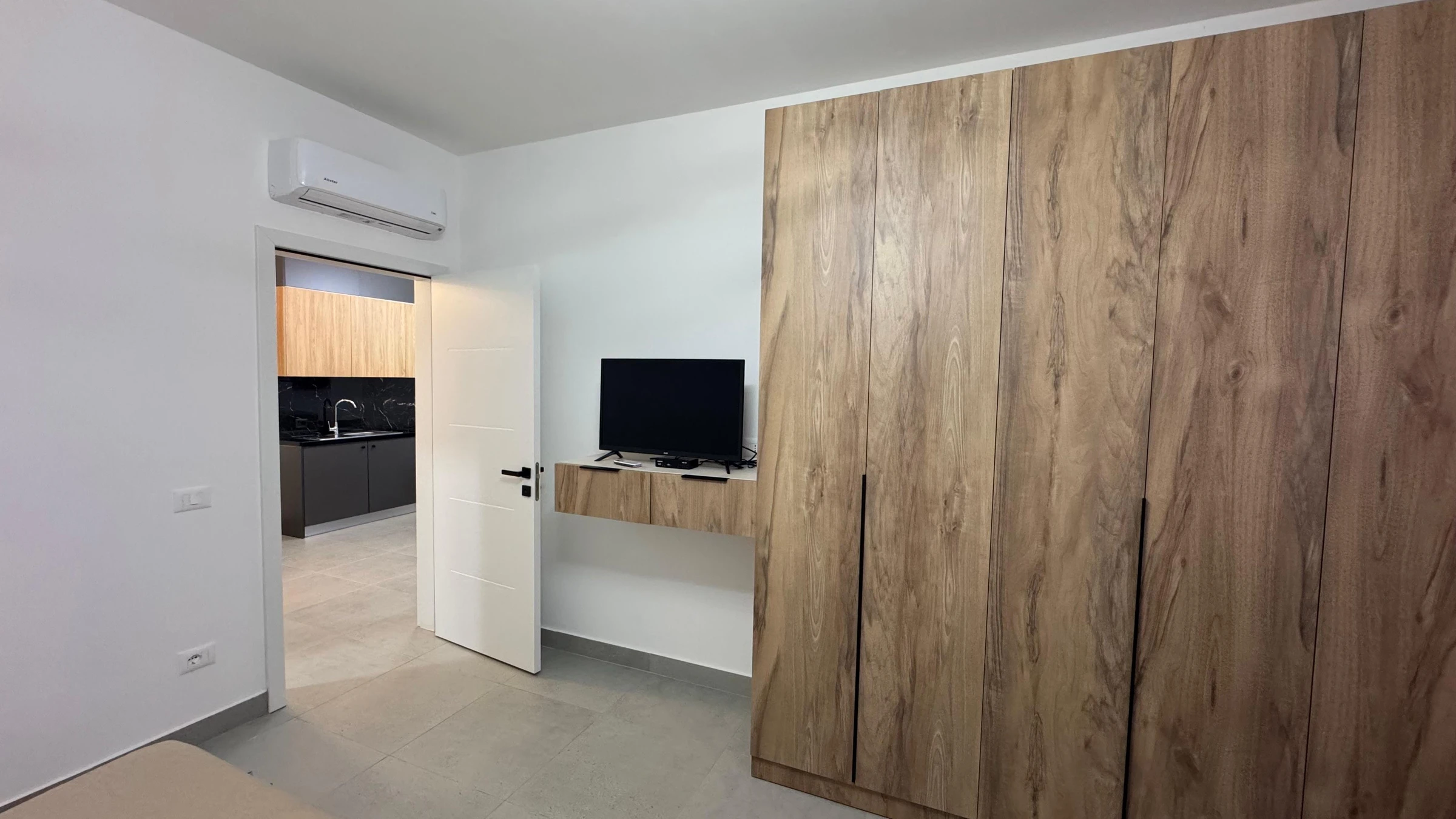 Apartment 1+1 for Sale near the Sea, New Furniture (10/20)