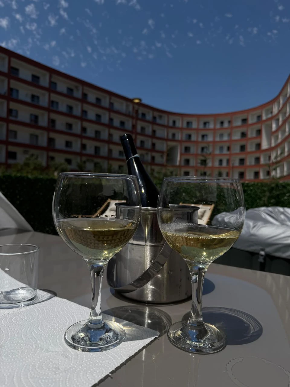Shitet Apartament 1+1 ne Golem (2/6)