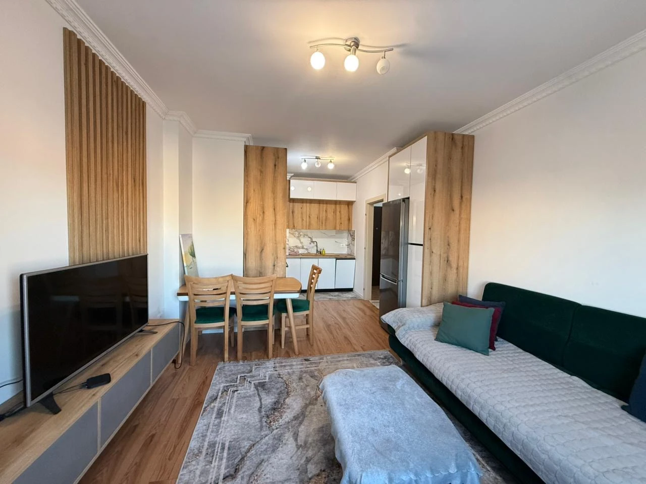 Apartament 2+1 Për Shitje në Plazh,Rrota e kuqe (4/9)