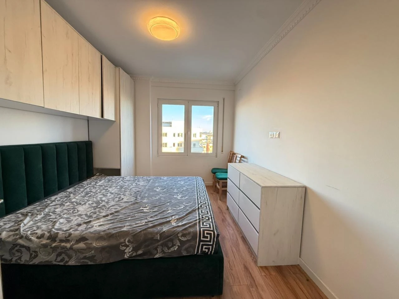 Apartament 2+1 Për Shitje në Plazh,Rrota e kuqe (7/9)