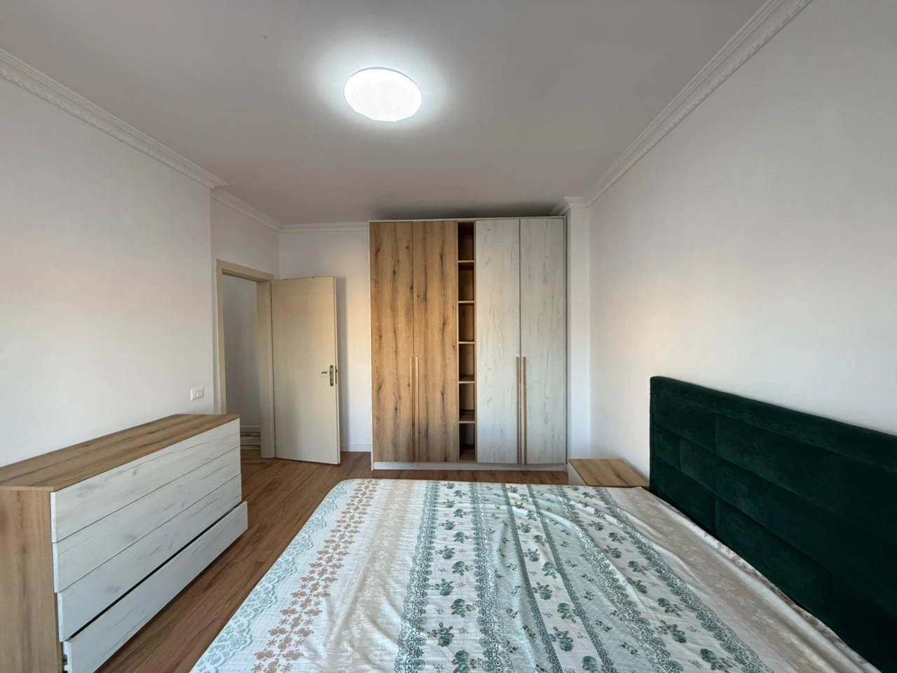 Apartament 2+1 Për Shitje në Plazh,Rrota e kuqe (8/9)