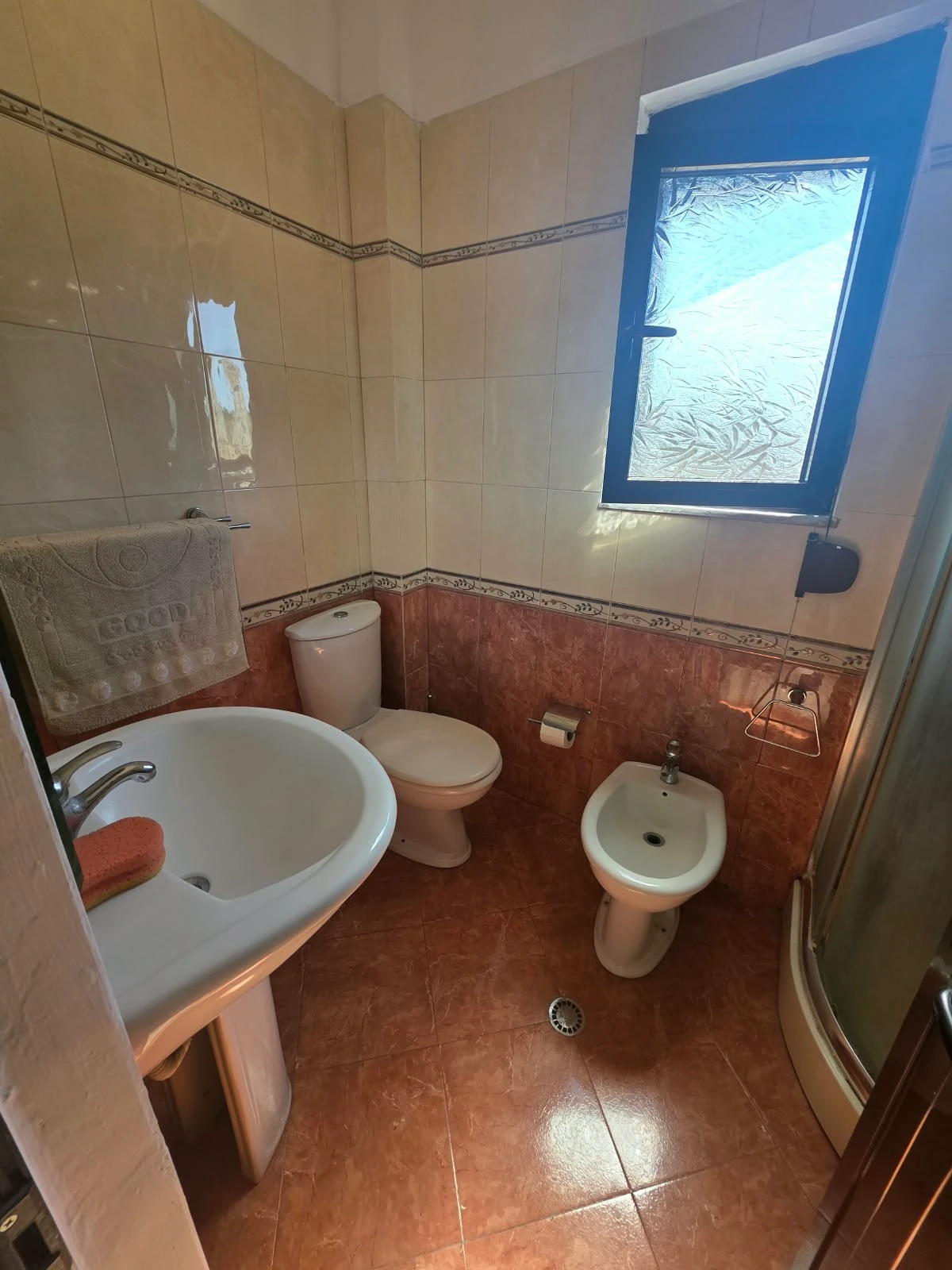 Apartament 3+2+2 Për Shitje në Ish rajoni ne Durrësit (15/16)