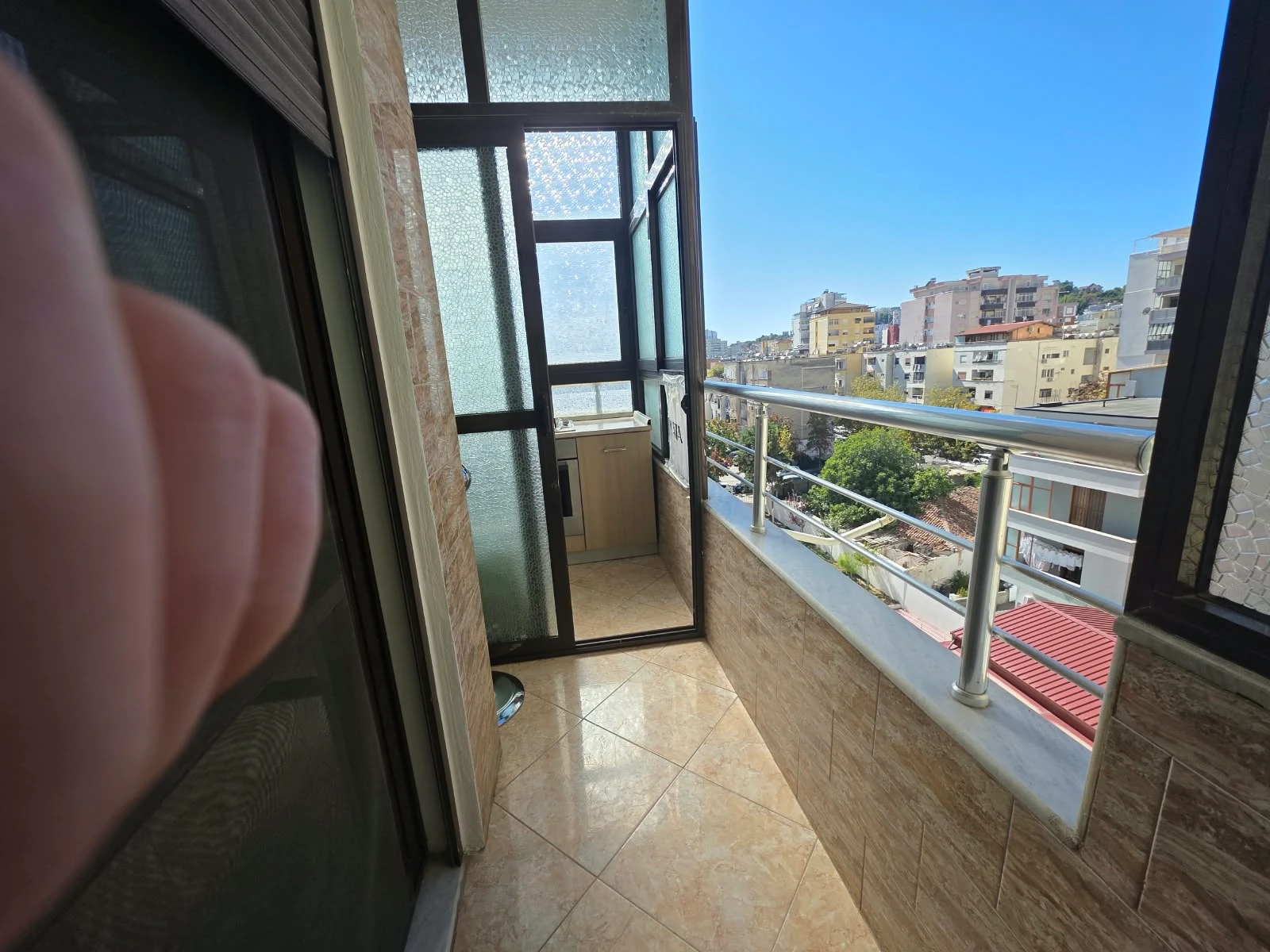 Apartament 3+2+2 Për Shitje në Ish rajoni ne Durrësit (8/16)