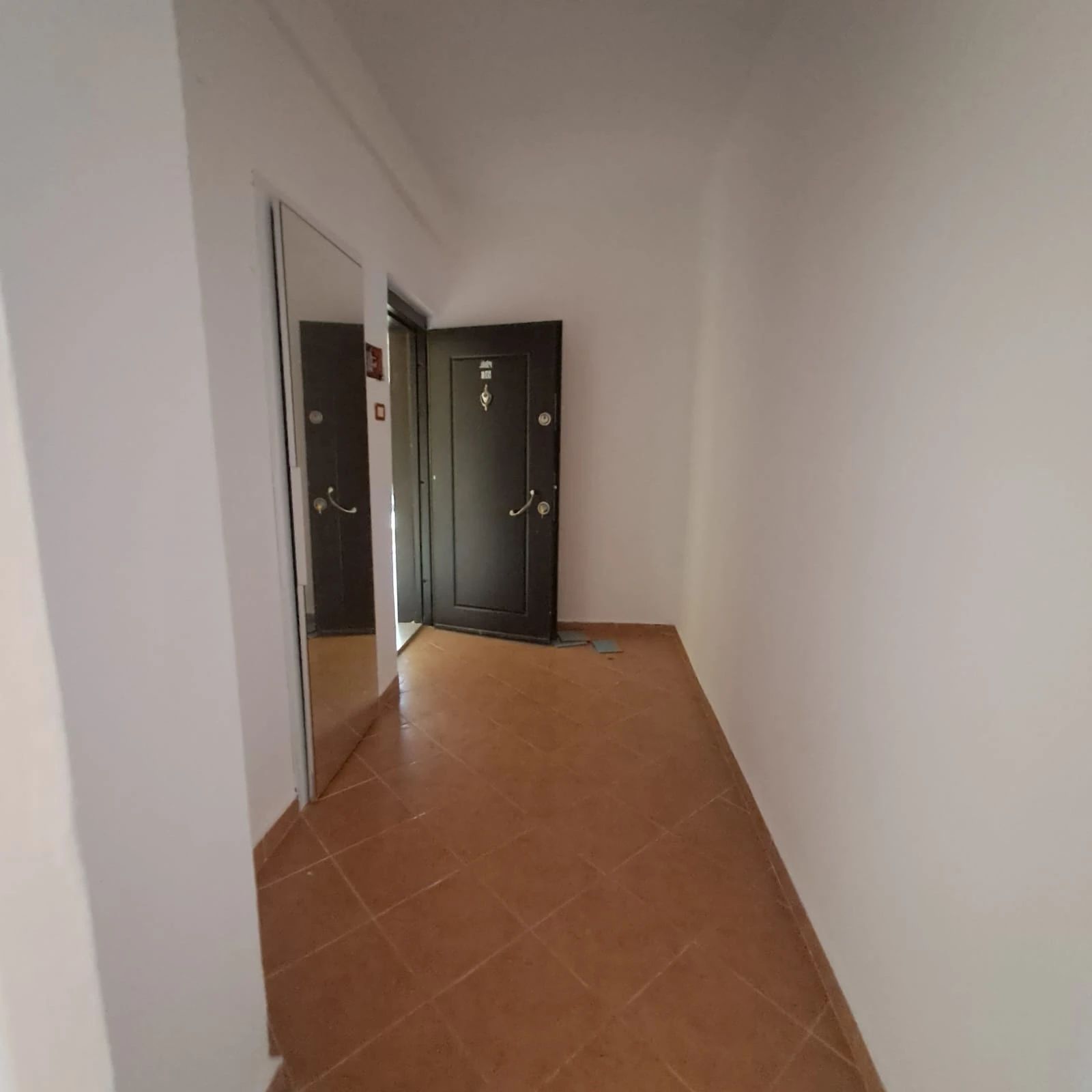 Apartament 2+1 në shitje, Rruga Aleksander Goga (13/17)