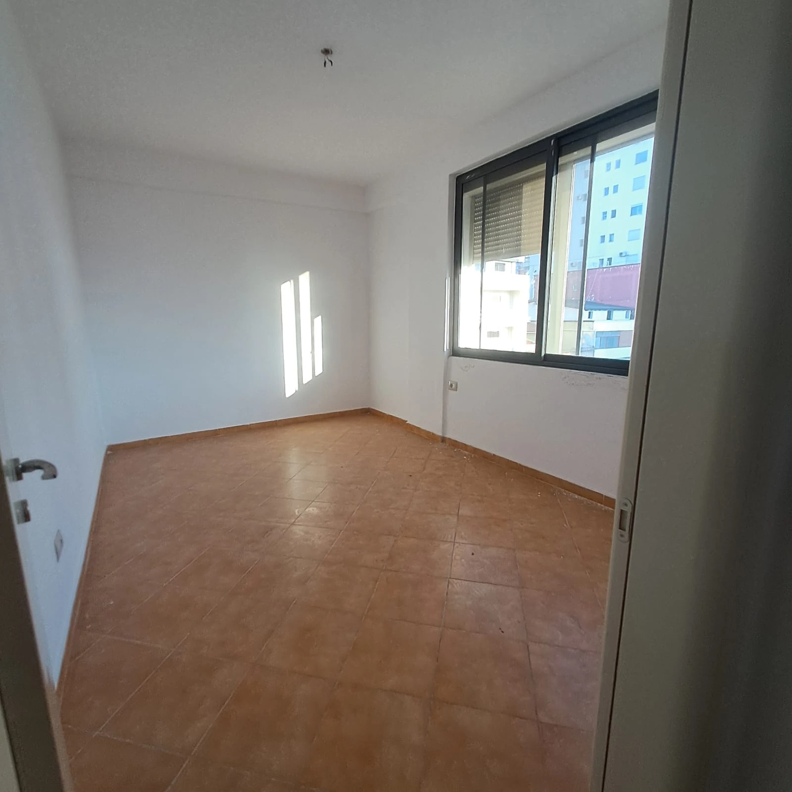 Apartament 2+1 në shitje, Rruga Aleksander Goga (4/17)