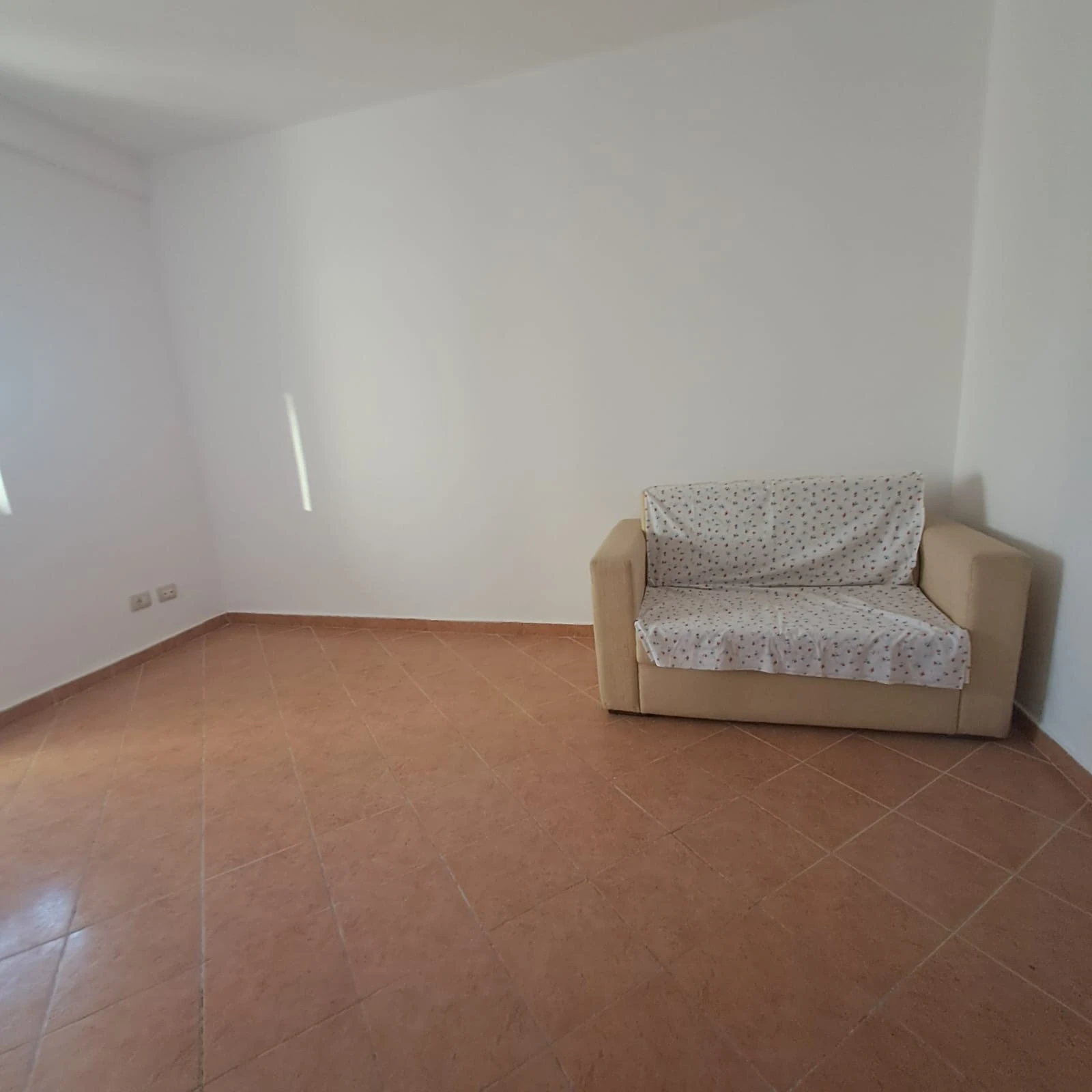 Apartament 2+1 në shitje, Rruga Aleksander Goga (5/17)