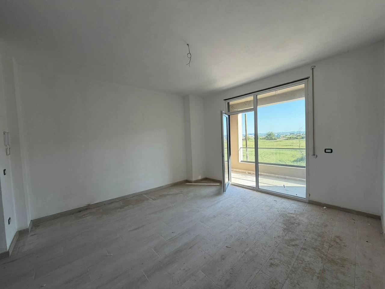Studio Apartment for Sale near Loredis Residence (6/13)
