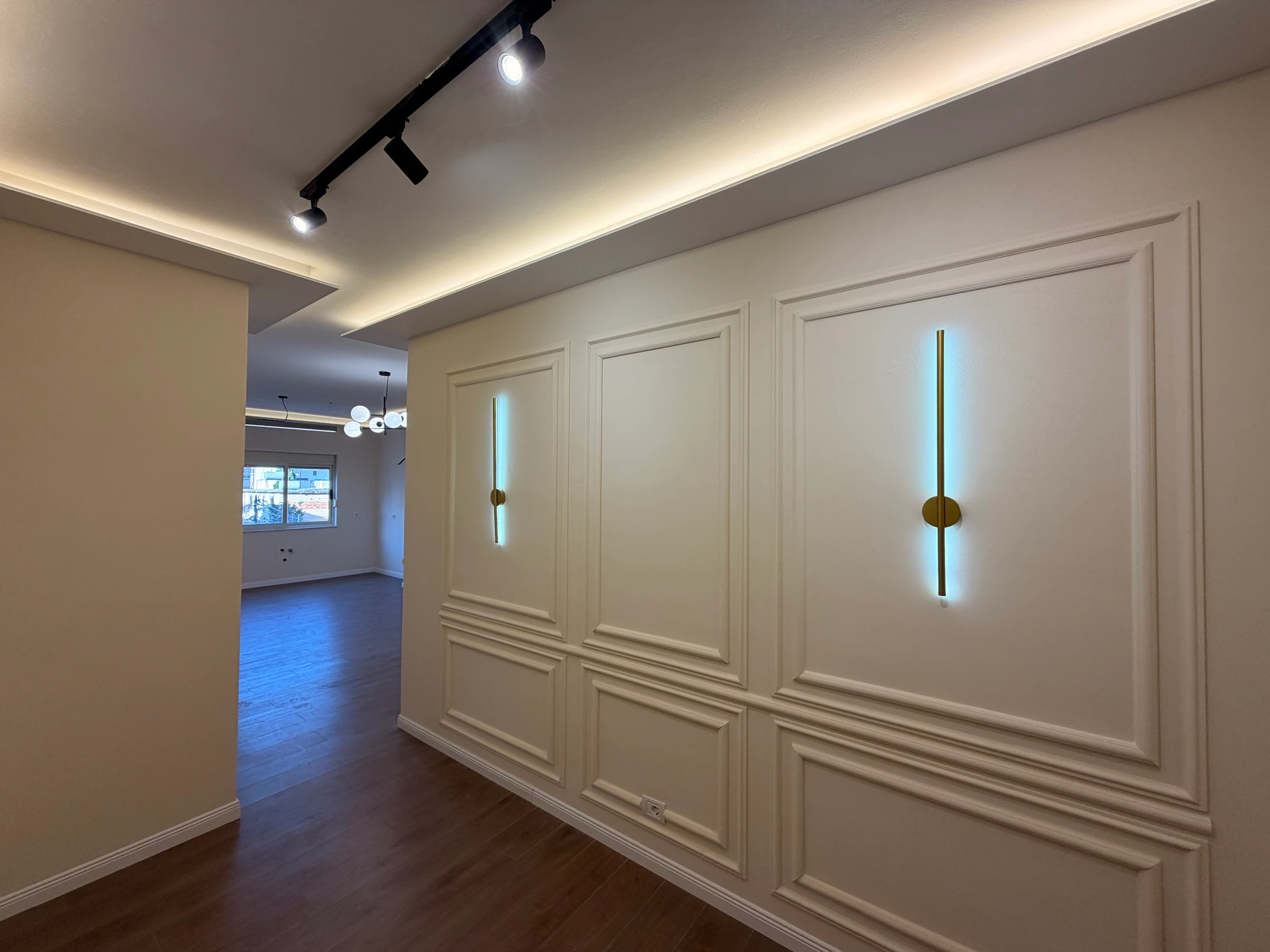Shitet Apartament 1+1 Tek Ish Rajoni Lagja 6 Durres (5/10)