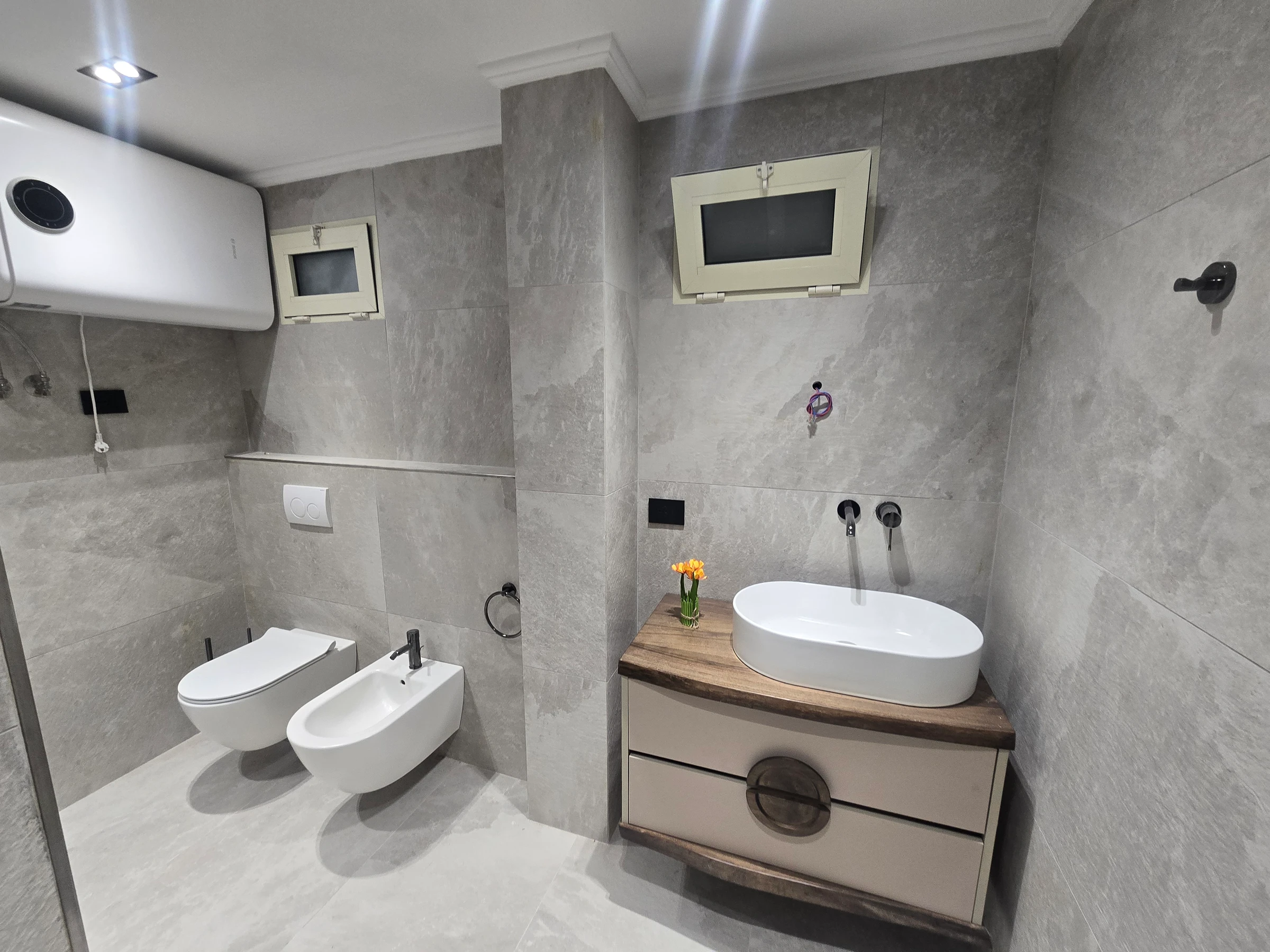 Shitet Apartament 2+1 | Rruga e Portit, Durrës