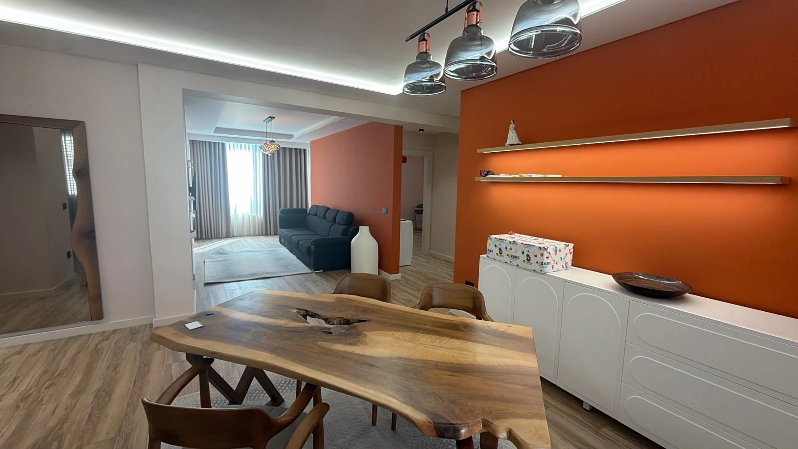Shitet Apartament 2+1 | Rruga e Portit, Durrës