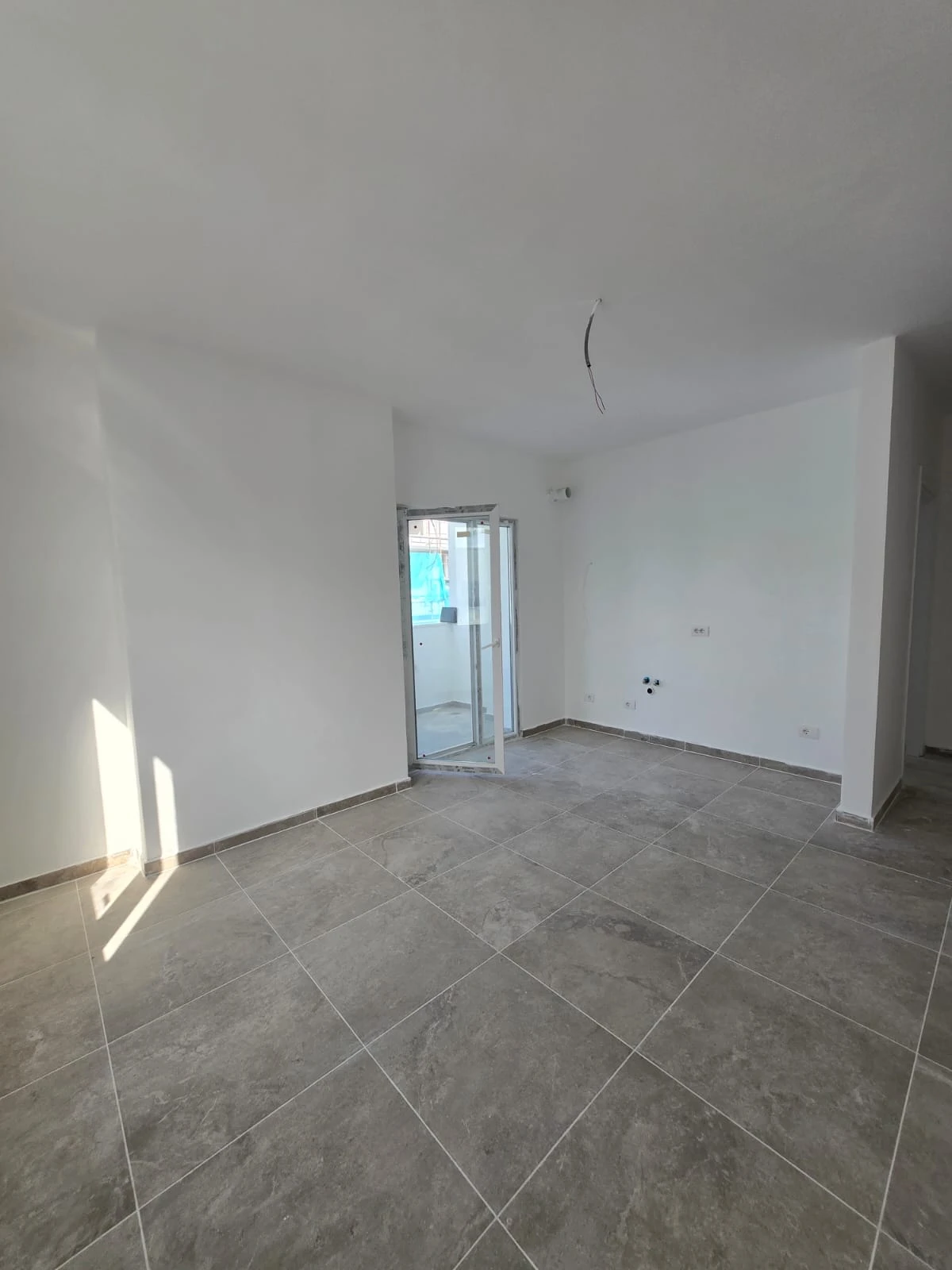 Apartament 2+1 Për Shitje në Golem, Durrës - 103,680€ | 76.8 m² (3/9)