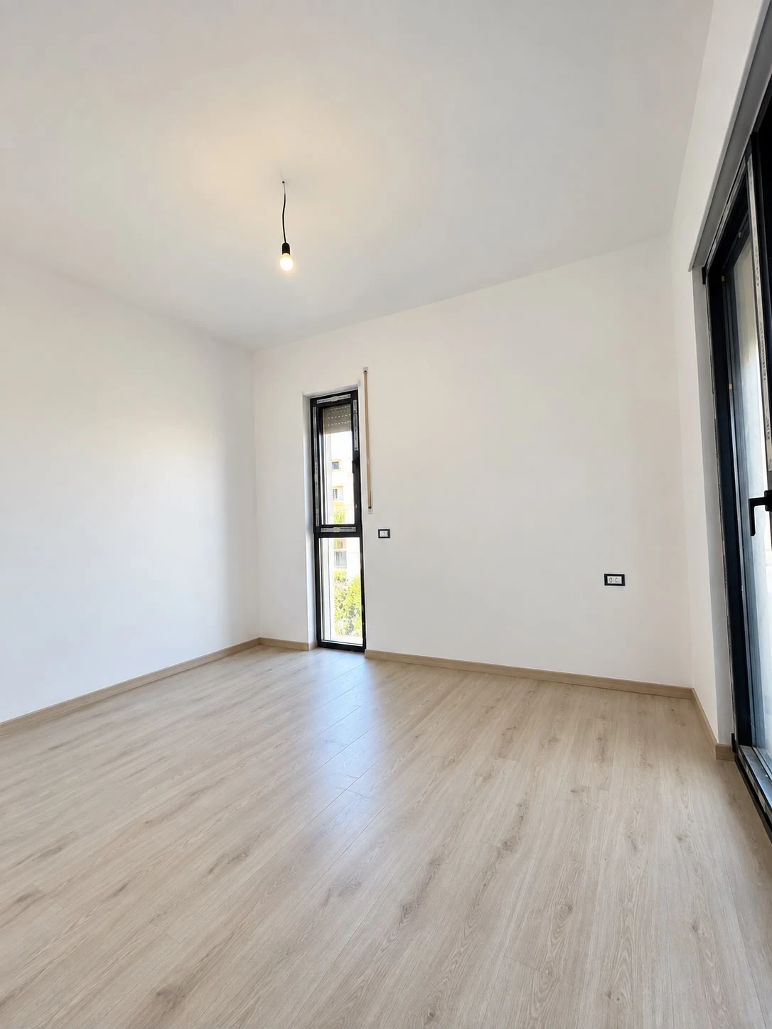 Apartament 1+1 me oborr privat në Torquoise Marina (2/20)