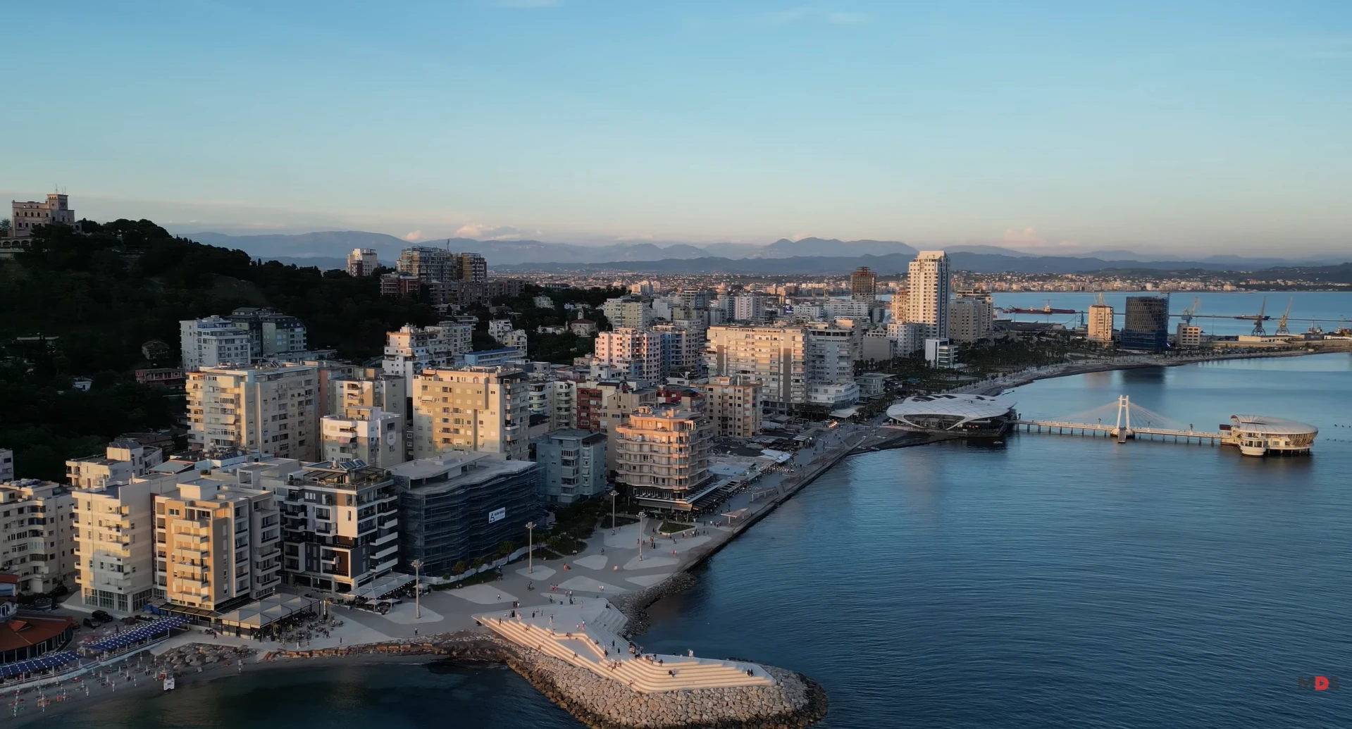 Apartament 2+1 për Shitje Vija pare nga deti – Vollga Durres, Ndertim i Vitit 2027