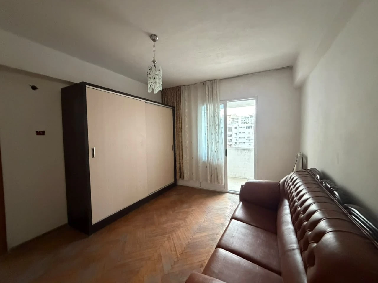Apartament 3+1 ne Shitje Prane Rruges PORTIT,QENDER, Durres (5/11)