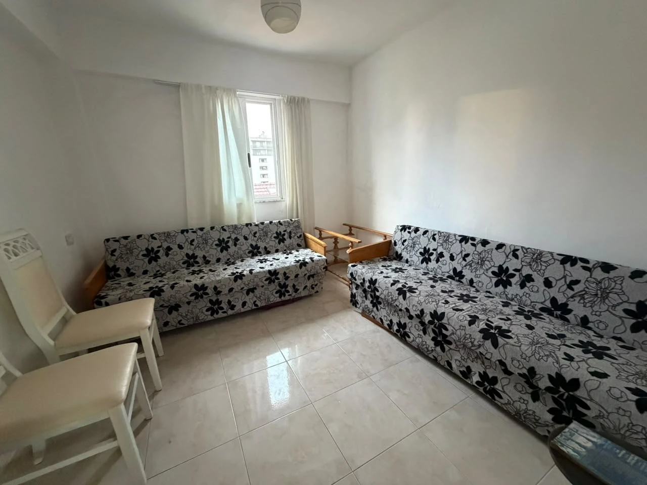 Apartament 3+1 ne Shitje Prane Rruges PORTIT,QENDER, Durres (9/11)