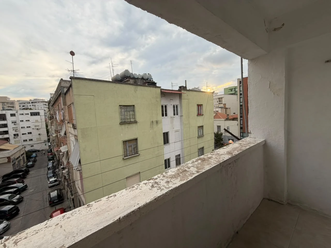 Apartament 3+1 ne Shitje Prane Rruges PORTIT,QENDER, Durres (10/11)