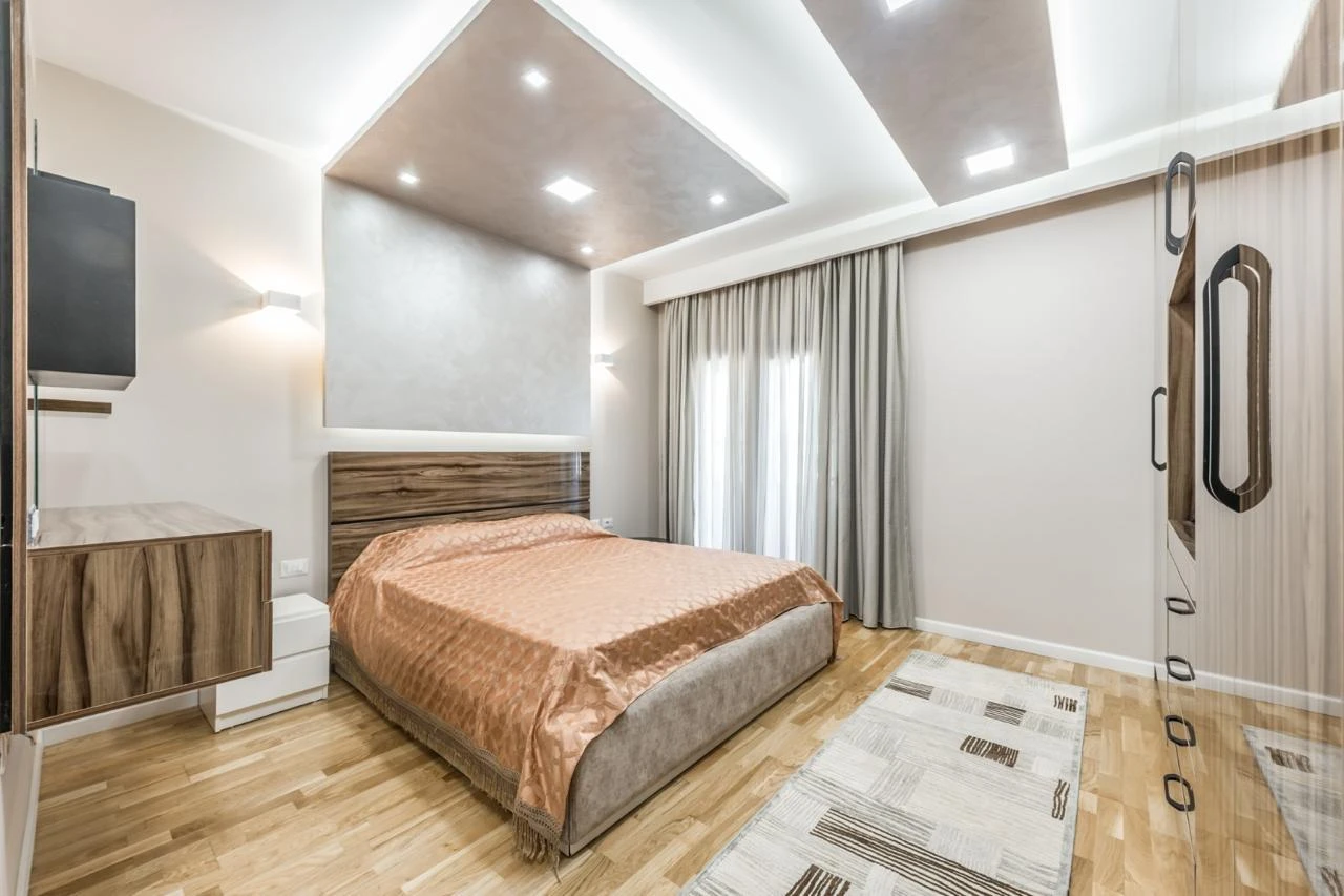 Papafingo Premium for Sale – Durrës, near Kazazi (19/20)