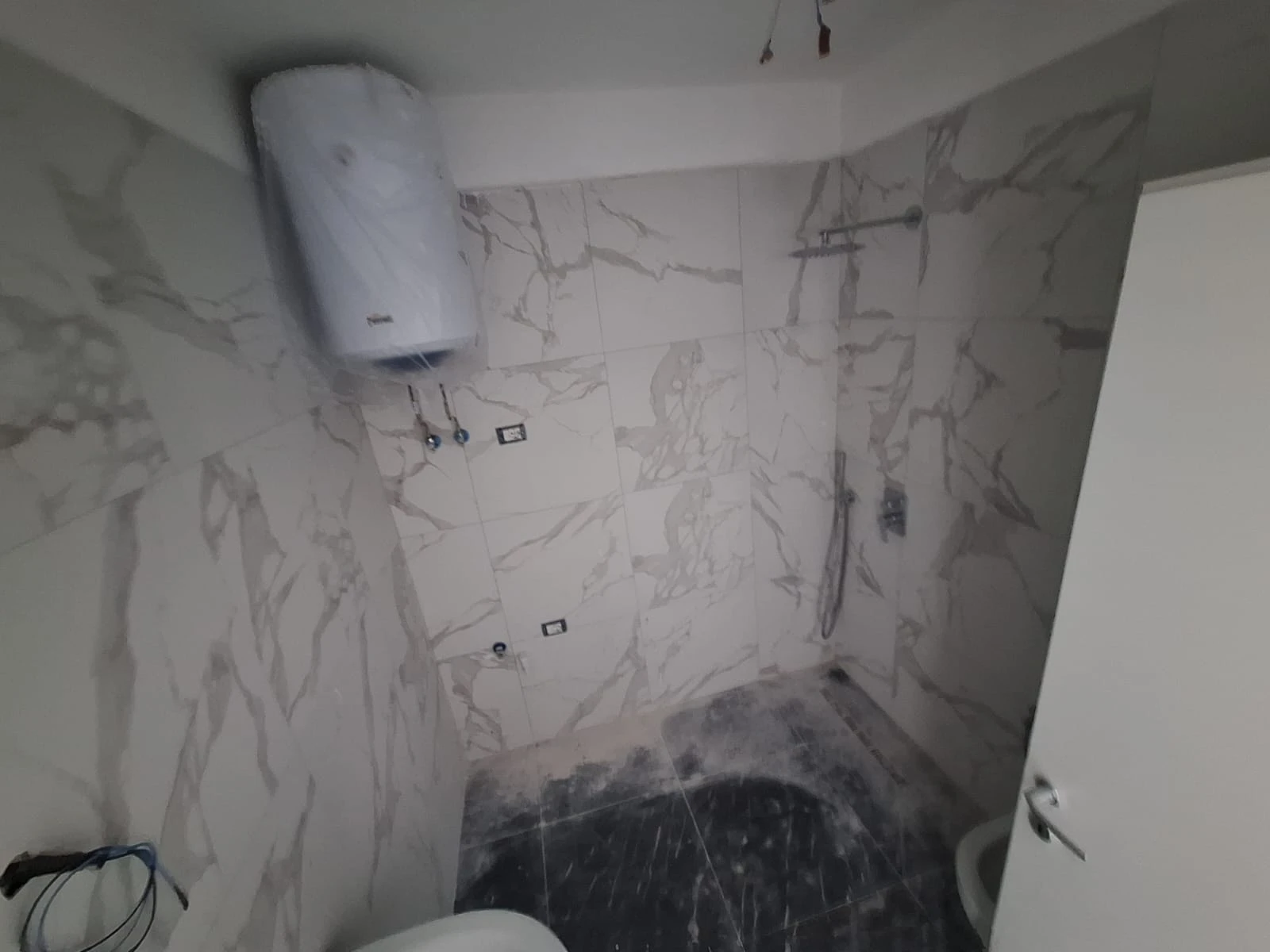 Shitet Studio Pamje Deti Te Bonita në Golem Durrës (6/15)