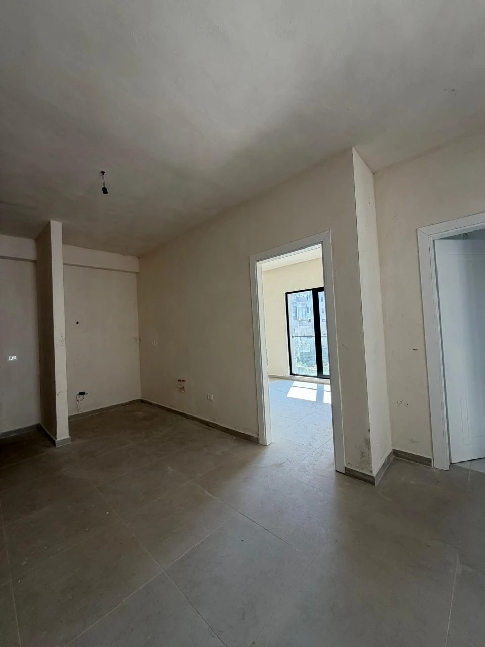 Apartament 1+1 me Pamje Pishine Tek Rezidenca ORIENTAL,GOLEM (5/8)