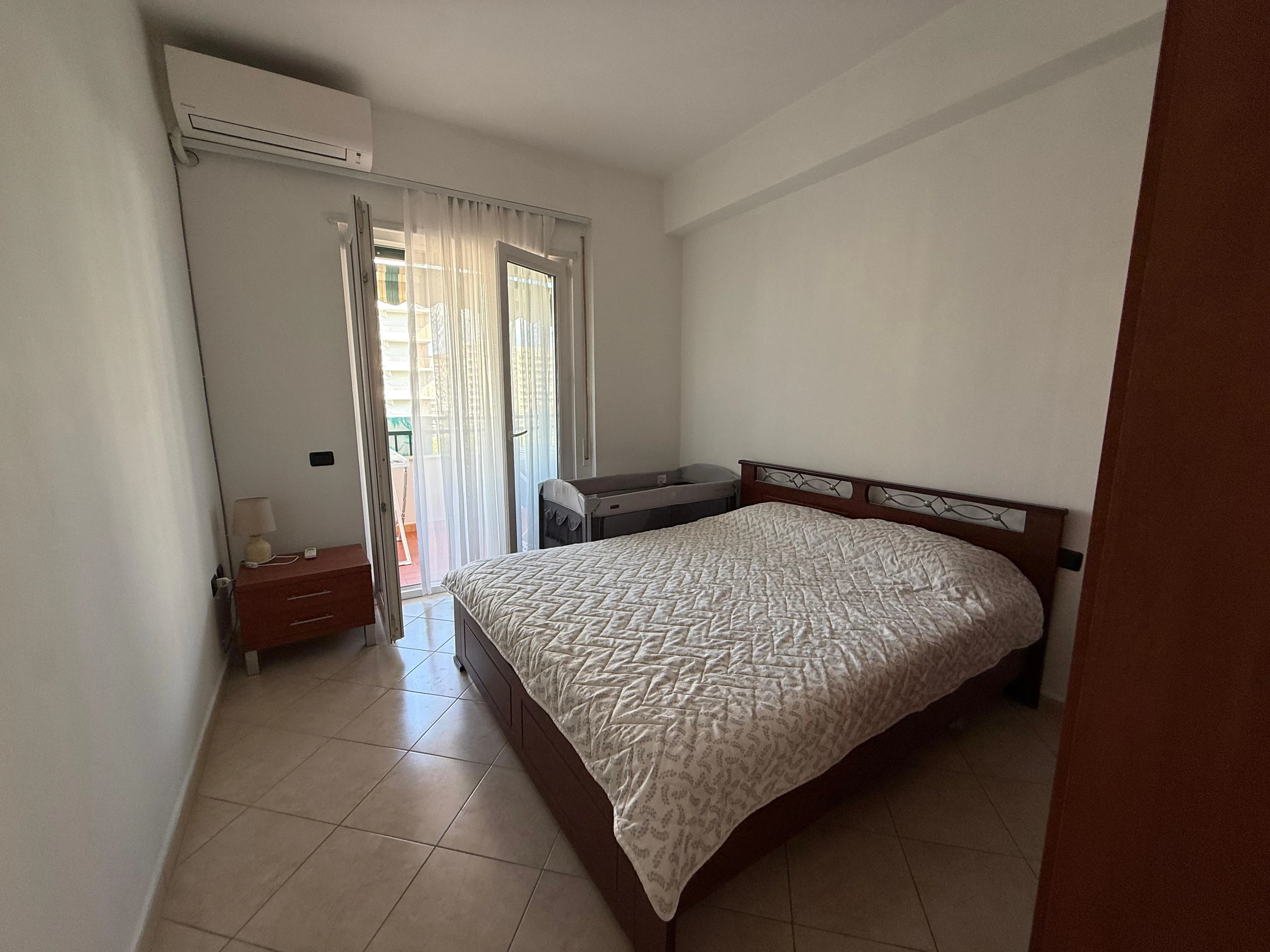 Apartment 2+1 for Sale, Second Line to the Sea at the Kavajë Rock (10/19)