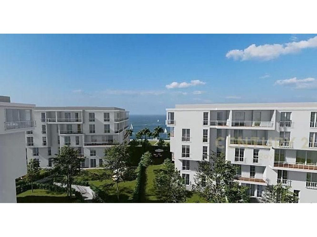 2+1+2 Apartment for Sale in Currila, Durres (17/20)