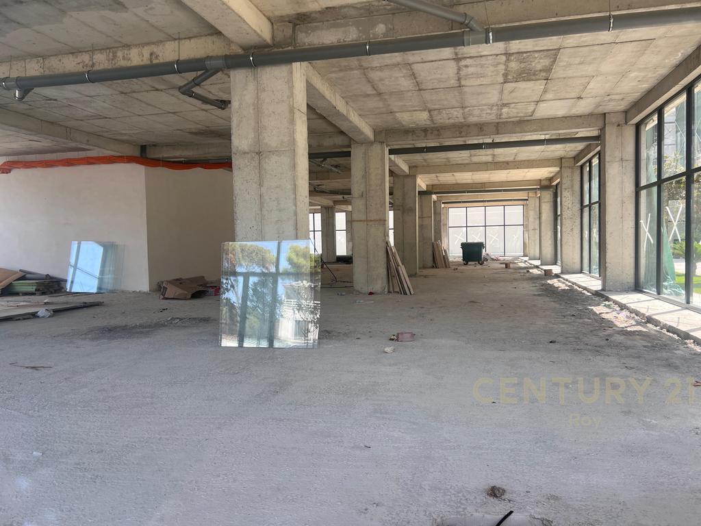 Commercial premises for sale, new construction, Golem