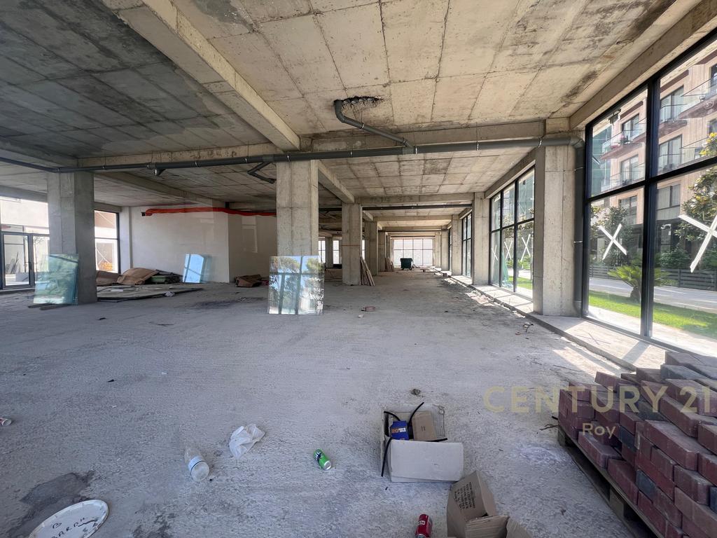 Commercial premises for sale, new construction, Golem