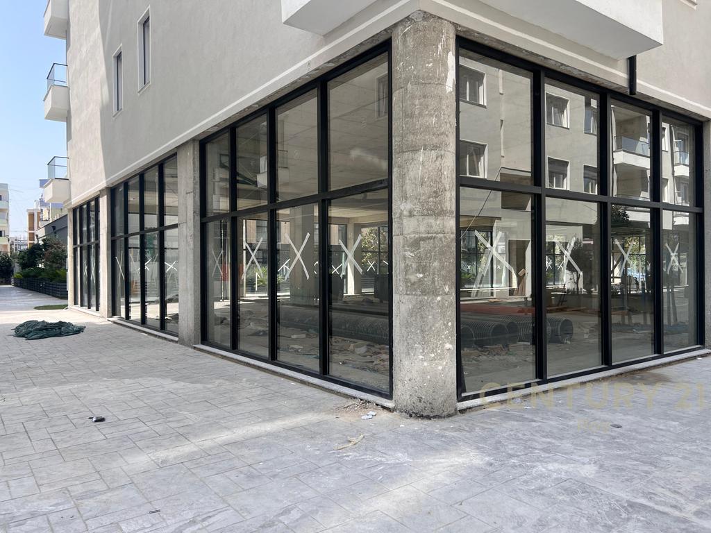 Commercial premises for sale, new construction, Golem