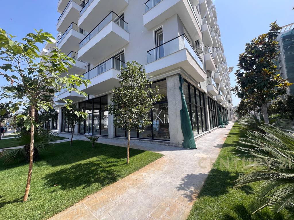 Commercial premises for sale, new construction, Golem