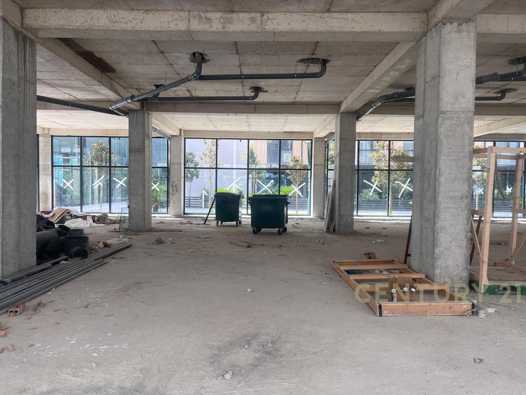 Commercial premises for sale, new construction, Golem