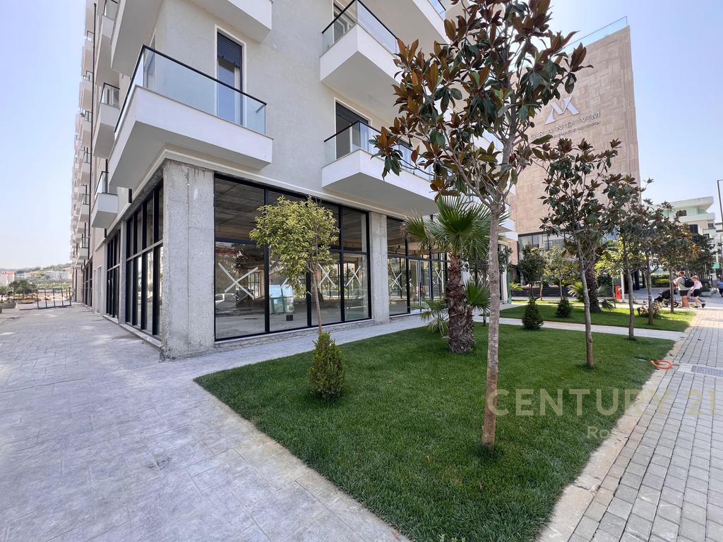 Commercial premises for sale, new construction, Golem
