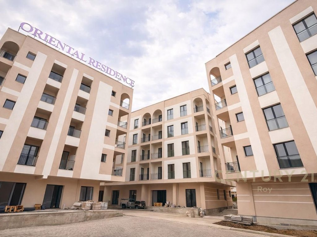 Apartment 1+1 for Sale in Golem at the Residence "Oriental"