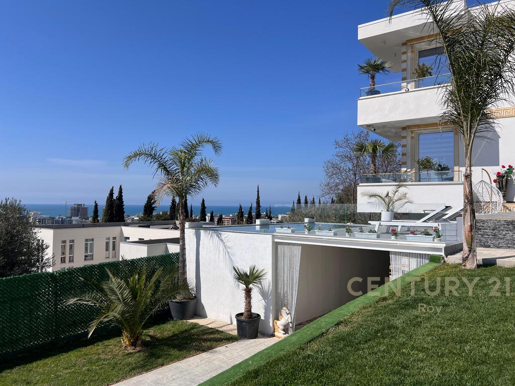 Luxury Villa for Sale with Sea View in Golem