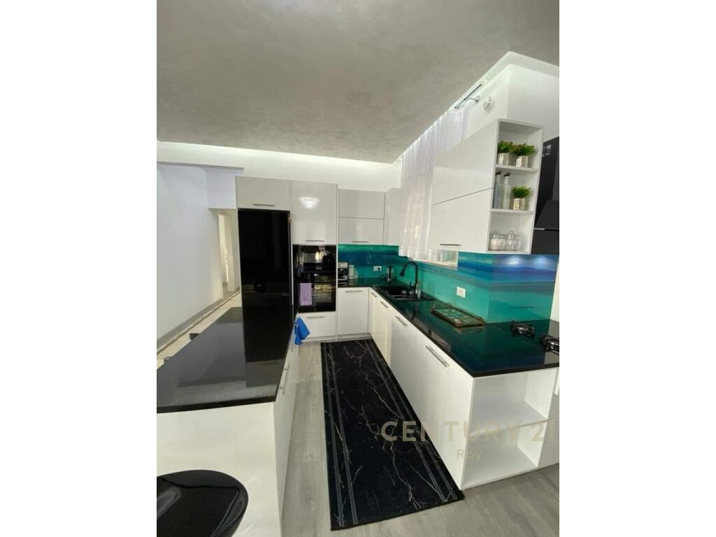 Luxury Villa for Sale with Sea View in Golem