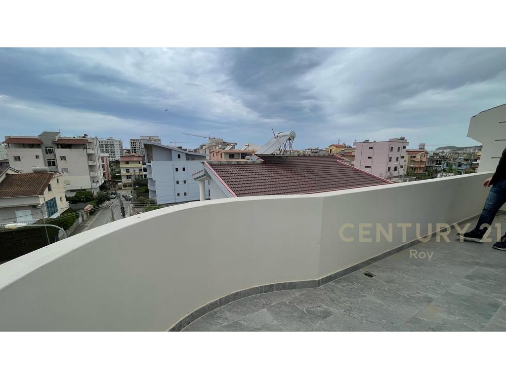 4-Storey Building for Sale in Golem.