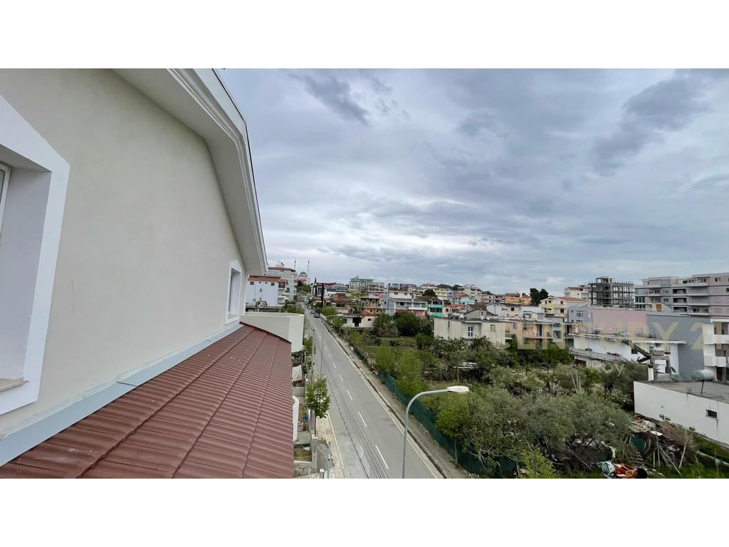 4-Storey Building for Sale in Golem.