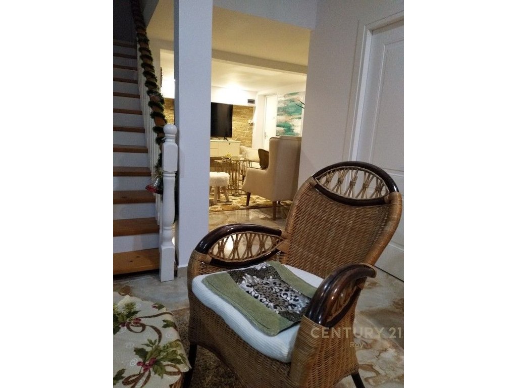 Duplex 3+1 for Sale at Mali i Robit