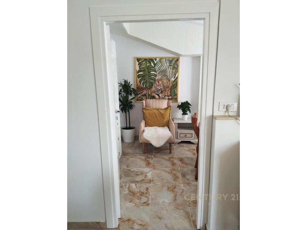 Duplex 3+1 for Sale at Mali i Robit
