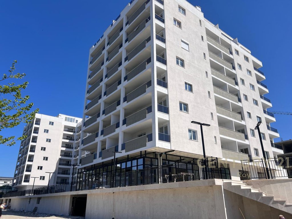 Studio Apartment with Veranda for Sale in Golem, near Miami Beach