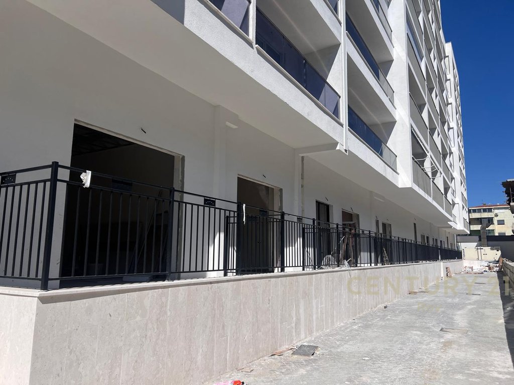 Studio Apartment with Veranda for Sale in Golem, near Miami Beach