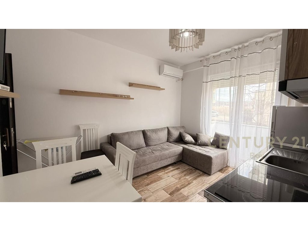 Apartment 1+1 for Rent in Golem, near Hotel Grint