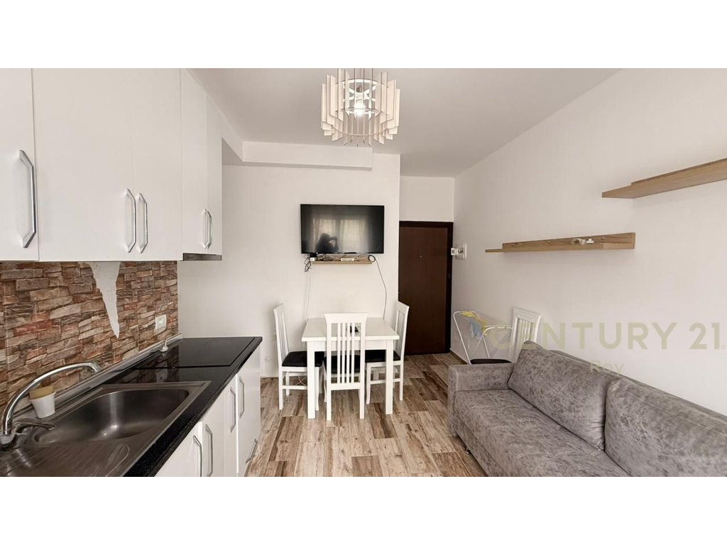 Apartment 1+1 for Rent in Golem, near Hotel Grint