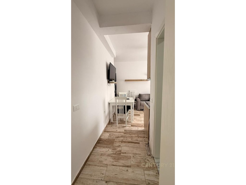 Apartment 1+1 for Rent in Golem, near Hotel Grint