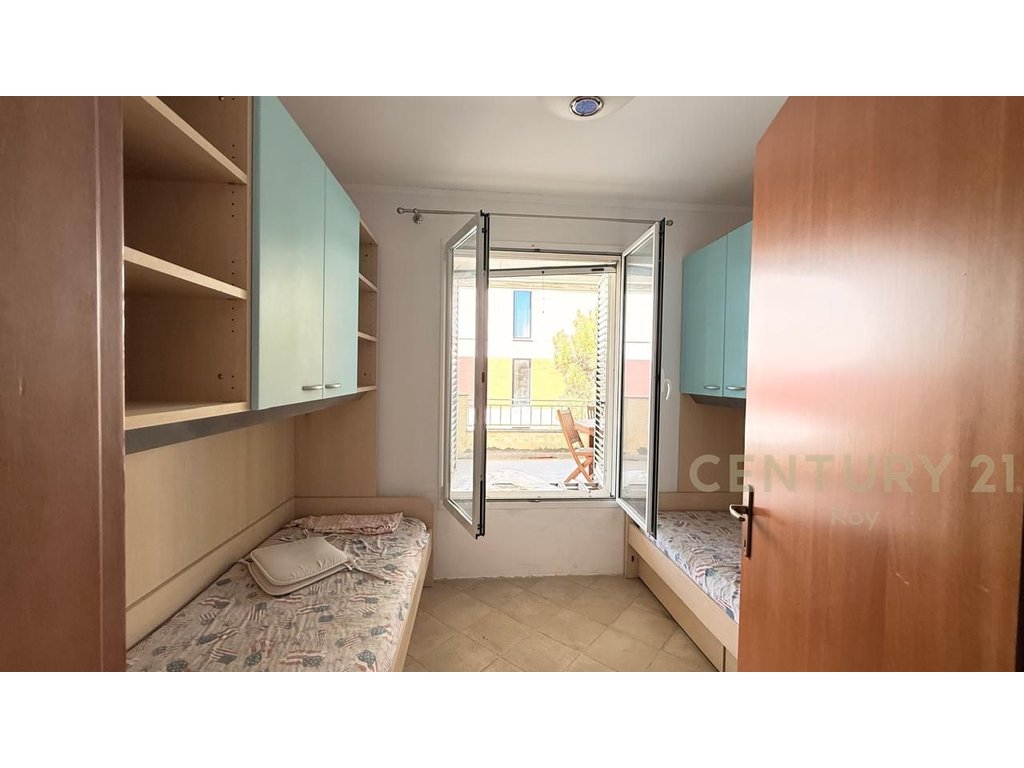 Apartment 3+1+Veranda for Sale near the Sea, Golem